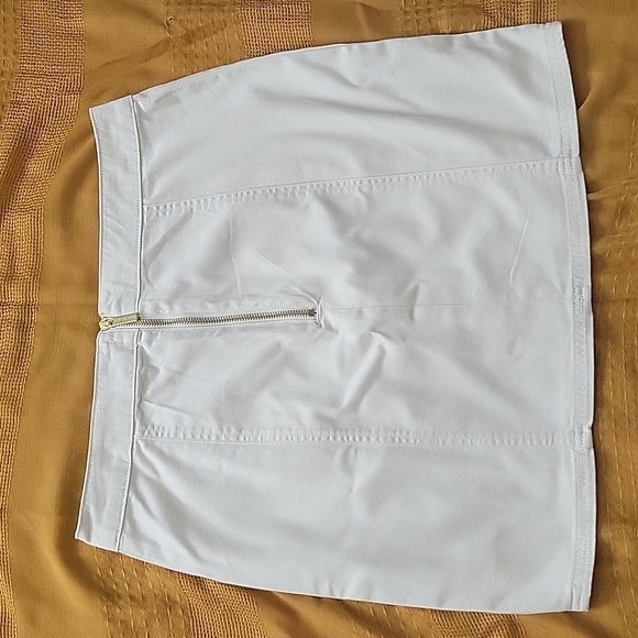 NWT MICHAEL KORS 2 PIECE SET, SKIRT WITH TOP - Picture 2 of 16